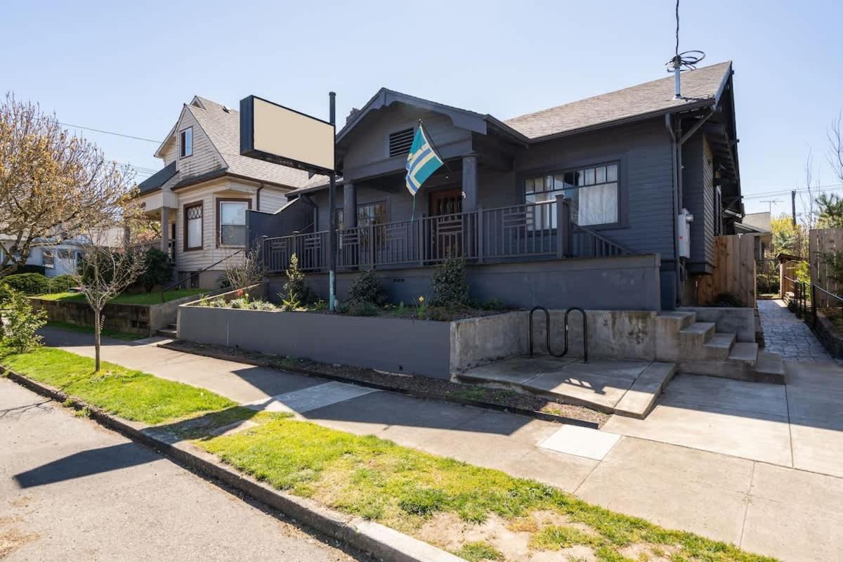 Stay Portland - Beach Vibes Getaway Near Burnside & Laurelhurst! Exteriör bild