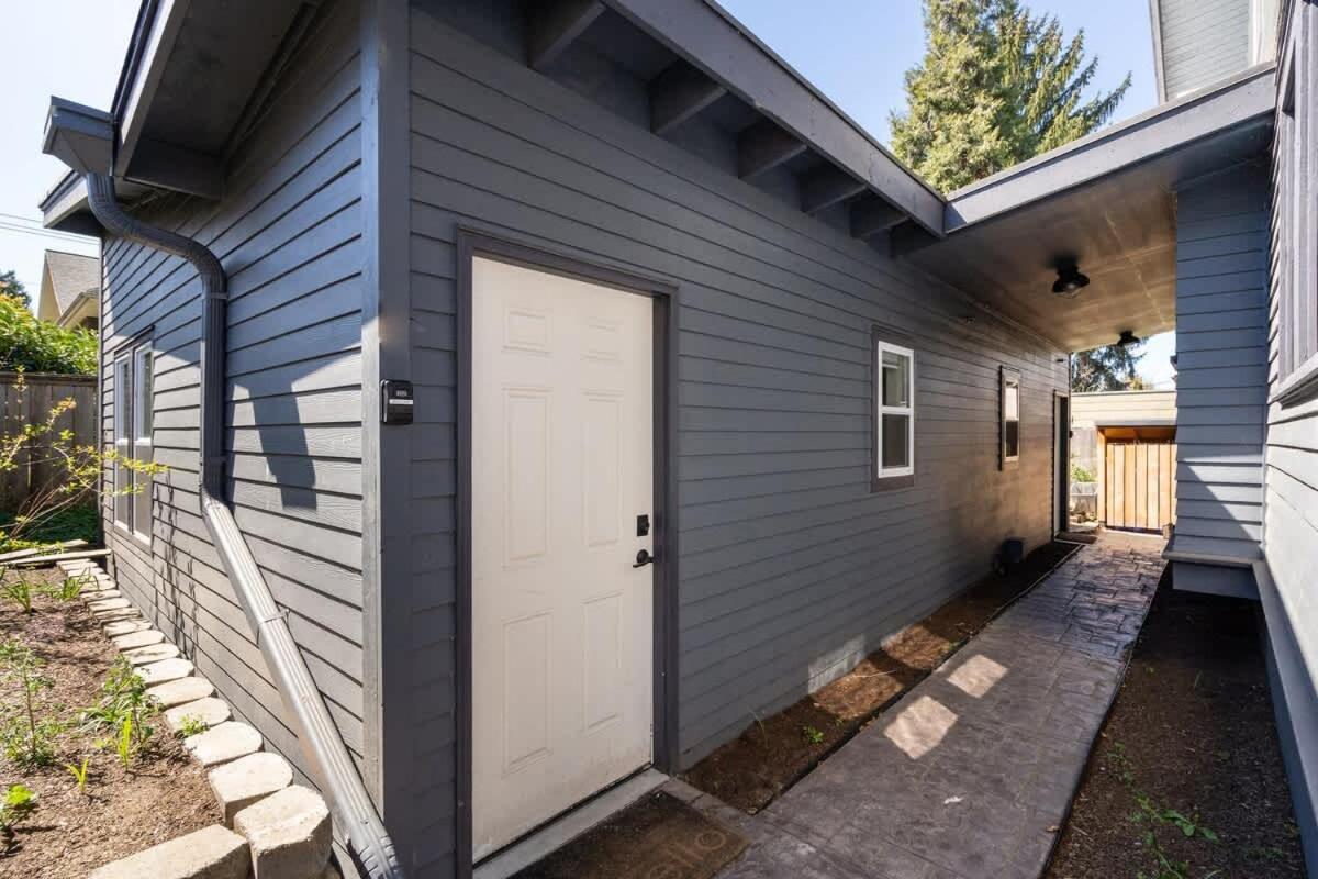 Stay Portland - Beach Vibes Getaway Near Burnside & Laurelhurst! Exteriör bild